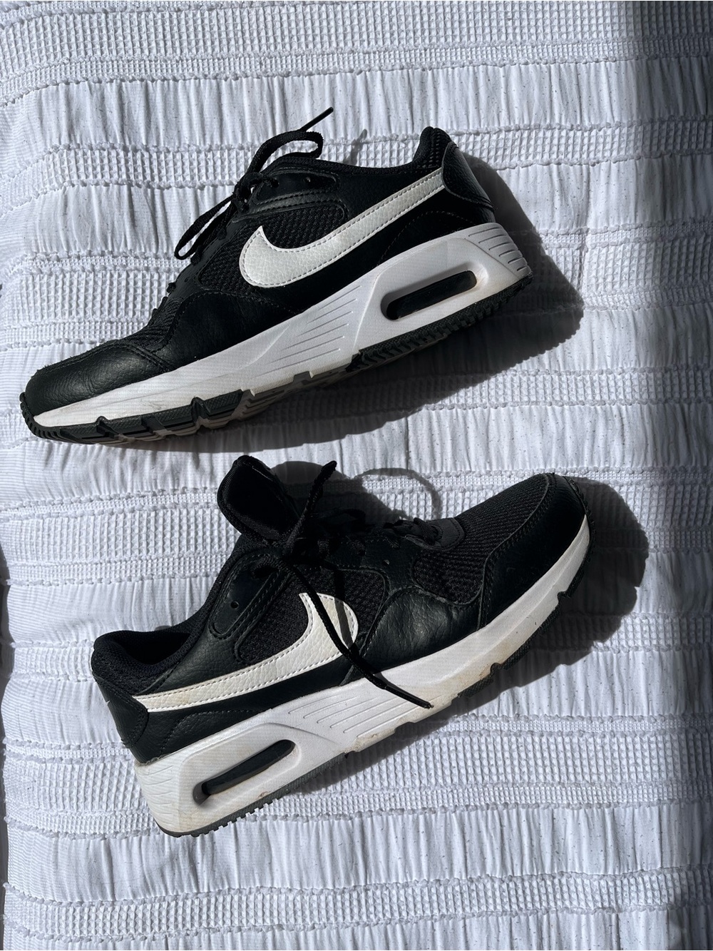 Nike Air Black Sneaker with White Label